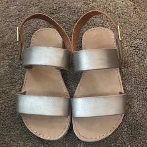 Girl’s Sandals